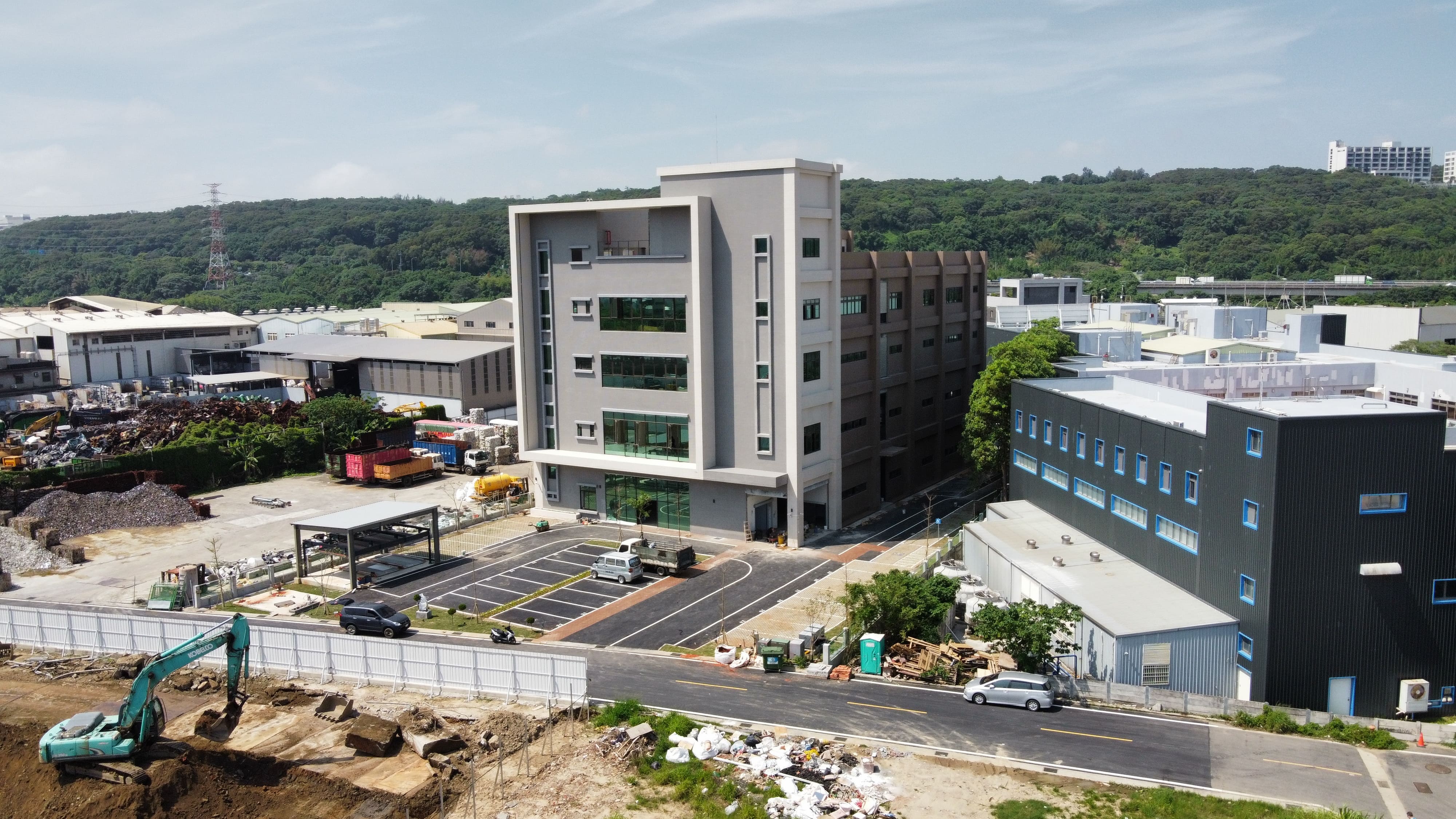 山太士股份有限公司